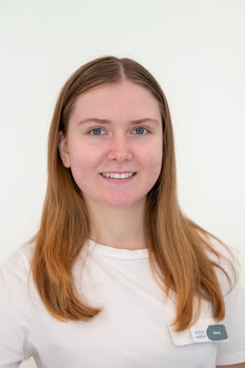 Mary-st-ives-smiles-dental-assistant